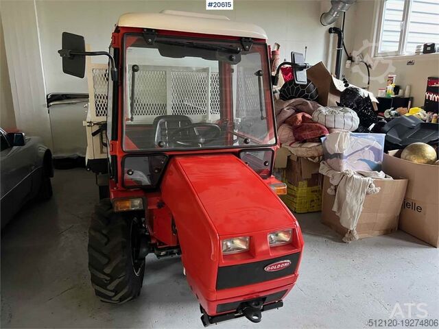 Kiepwagen Goldoni Transcar 33RS 4x4 w/ 3 way tipper and Meredith and