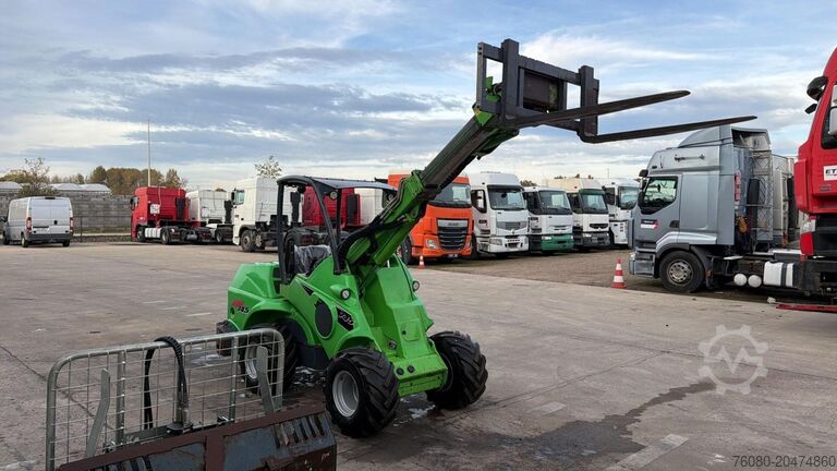Mini loader Avant 745 TDL (BELGIAN MACHINE / TOP CONDITION / 4X4 ...