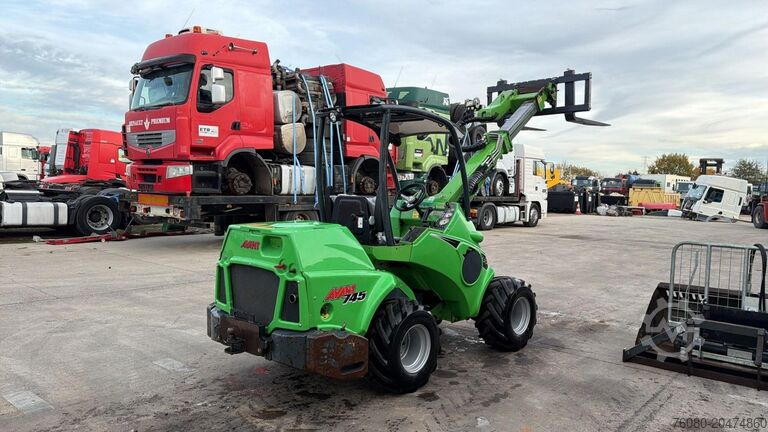 Mini loader Avant 745 TDL (BELGIAN MACHINE / TOP CONDITION / 4X4 ...