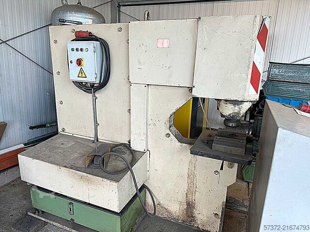 Punching and Nibbling Machine Kingsland .100