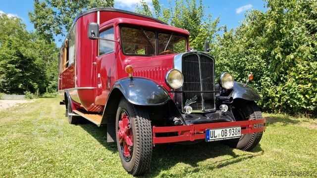 Microbuz  Berna Adler mit Frech Hoch Sissach Aufbau Cabrio