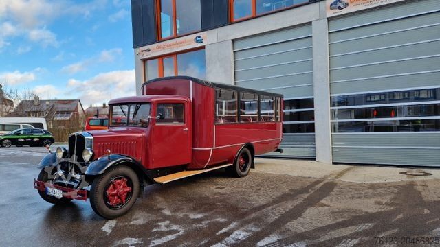 Microbuz  Berna Adler mit Frech Hoch Sissach Aufbau Cabrio