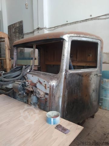 Microbuz  Berna Adler mit Frech Hoch Sissach Aufbau Cabrio