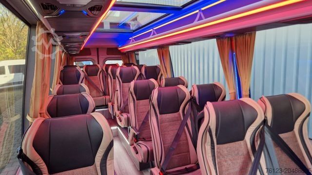 Microbuz MERCEDES-BENZ 519 und 517 Glasdach XXL  20 Sitze Stock