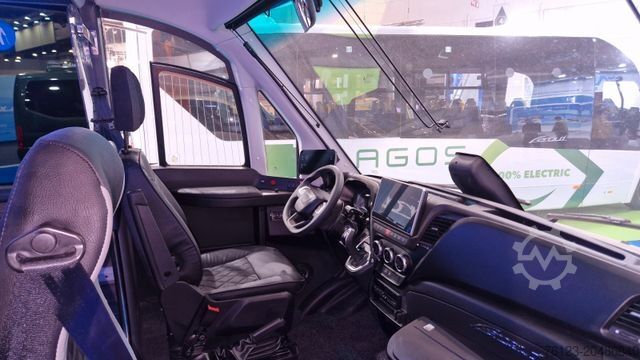Minibus IVECO Daily 70 Vorlauffahrzeug Ferqui Sunrise 2,5 m B