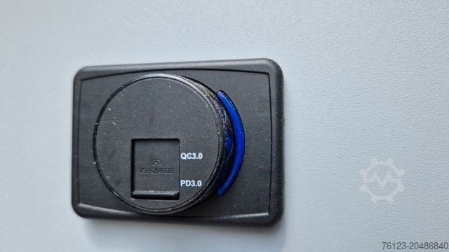 Minibus IVECO Daily 70 Vorlauffahrzeug Ferqui Sunrise 2,5 m B