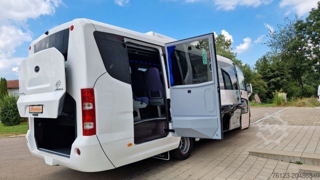 Minibus IVECO Daily 70 Vorlauffahrzeug Ferqui Sunrise 2,5 m B