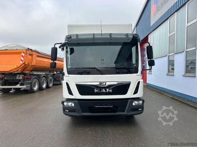 Dobozos furgon MAN 8.190 TGL BL ADR Ausführung Klima SafetyPack AHK