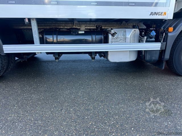 Dobozos furgon MAN 8.190 TGL BL ADR Ausführung Klima SafetyPack AHK