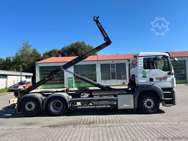 Haakarm vrachtwagen MAN TGS 26.440 / 6x2-4 / Hiab XR21S59
