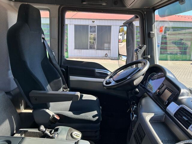Haakarm vrachtwagen MAN TGS 26.440 / 6x2-4 / Hiab XR21S59