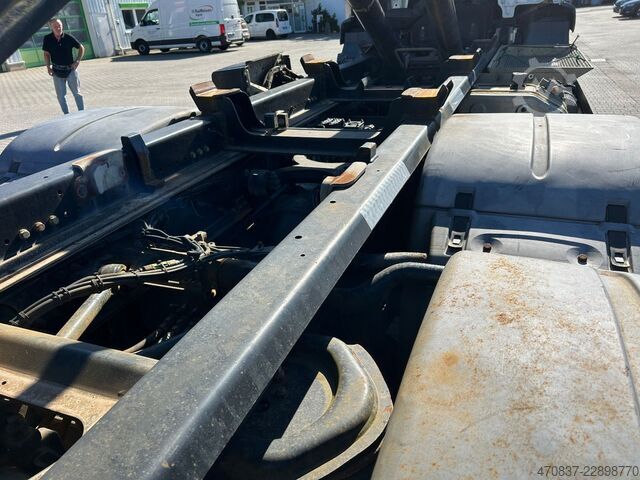 Haakarm vrachtwagen MAN TGS 26.440 / 6x2-4 / Hiab XR21S59