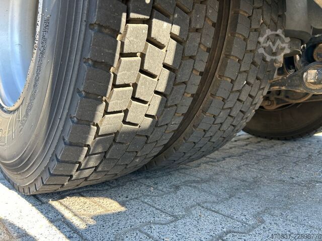 Haakarm vrachtwagen MAN TGS 26.440 / 6x2-4 / Hiab XR21S59