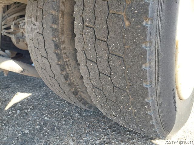 Dobozos furgon MAN TGL 7.180 4X2 BL