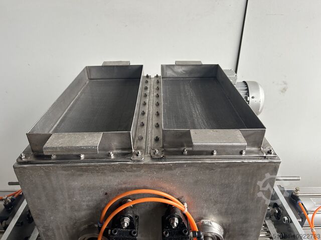 Et skud chokolade indskyder Loypack one shot moulding machine