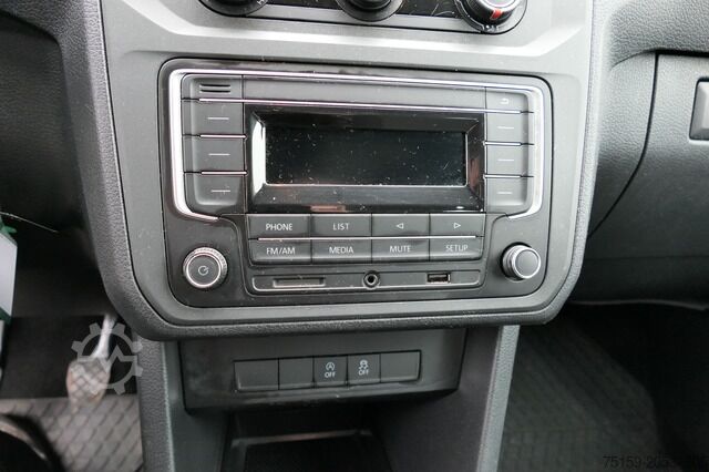 Furgoneta Volkswagen Caddy Maxi 2.0 TDI 4Motion 2-Sitzer Klima Tempomat AHK Werkstatteinbauten COC