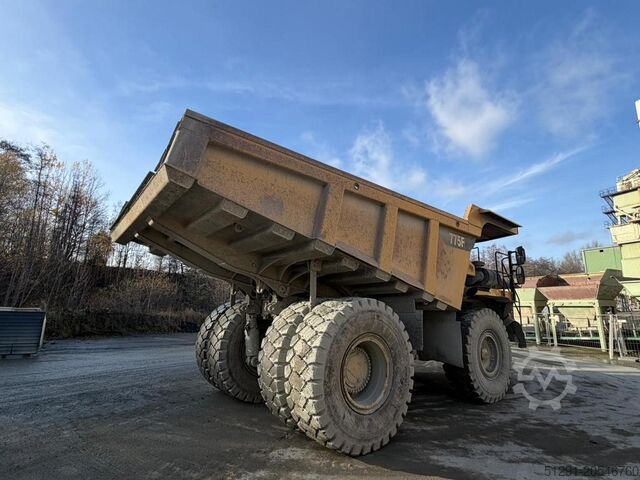 Dumper Caterpillar 775F