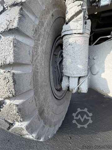 Dumper Caterpillar 775F