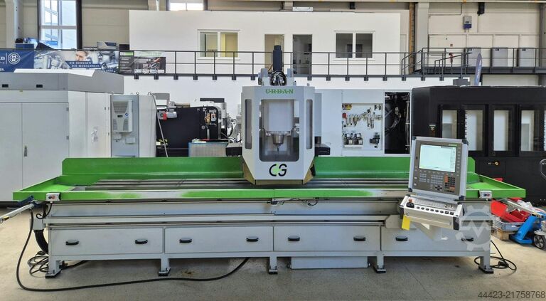 Fräsmaskin - CNC & manuell Urban AP-B 4000 Profilbearbeitungszentrum
