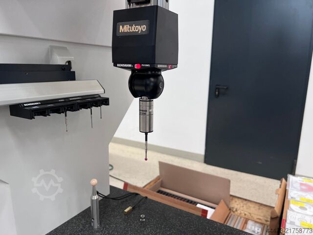 Meetmachine Mitutoyo MiSTAR 555