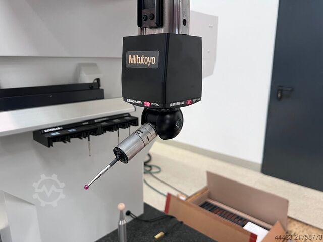 Meetmachine Mitutoyo MiSTAR 555