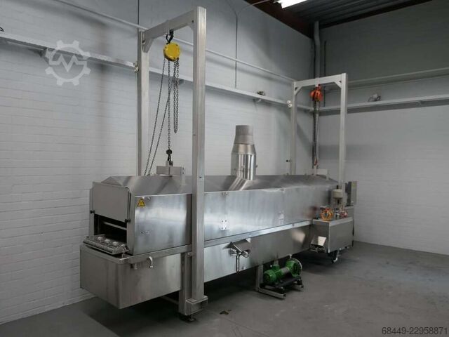 Vleesverwerkingsmachine GEA-CFS Braadlijn Type BR 3000/600