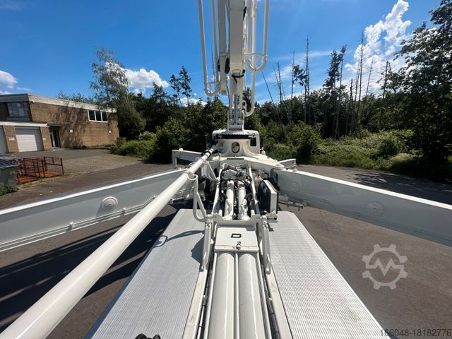 Betonpumpebil MAN TGS 41.520 8x4 SWAN TSP 47-5 160RZ    ( 47m )