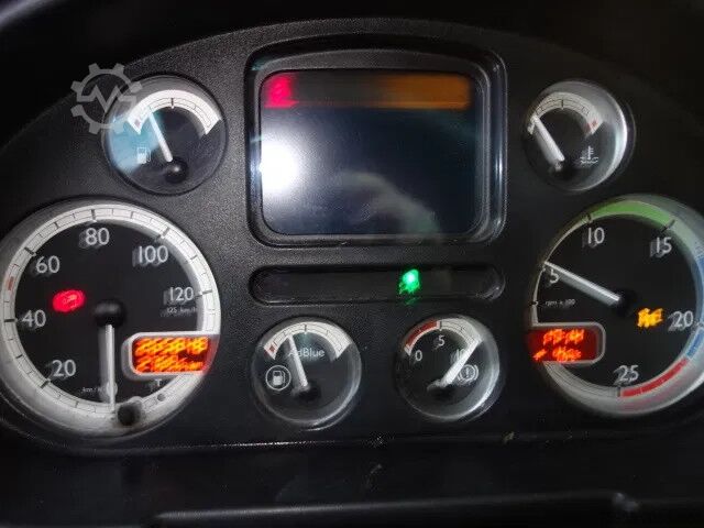 System för krokarm DAF 85.410 CF 6X4 SLEEL SPRINGS MANUAL GEARBOX