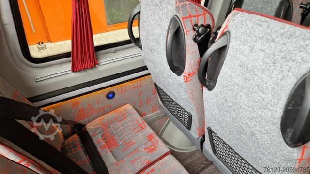 Minibus MERCEDES-BENZ Sprinter 415 ,19 SS Lagerfahrzeug in Stock