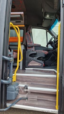 Minibus MERCEDES-BENZ Sprinter 415 ,19 SS Lagerfahrzeug in Stock