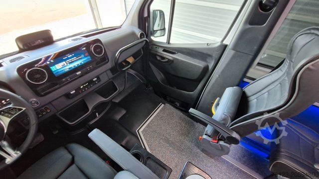 Minibus MERCEDES-BENZ 519 Allrad 4 x 4 Vorlauffahrzeug neue ADA