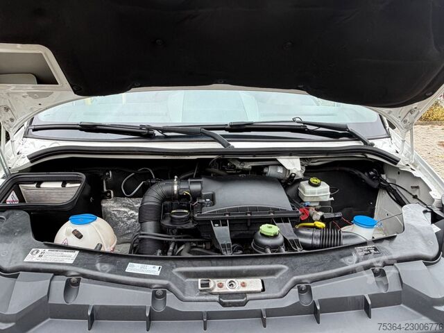 Minibus VW Crafter 2.0 Tdi Maxi 9 Sitze Rollstuhllift Klima