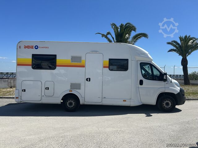 Caravan/camper Fiat Ducato Carasuite 650 MF | 5 posti letto | Semintegrato