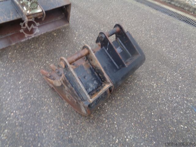 Minigraafmachine VOLVO ECR25 D Powertilt 3 x Löffel