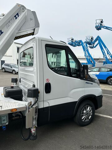 Multitel MTE270 op Iveco Daily 3,5 ton vrachtwagenverhoging Multitel MTE 270