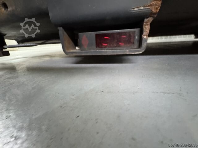 EK 1300 - Οδηγός σιδηροτροχιάς!! MAGAZINER EK 1300  - Rail Guidance !!