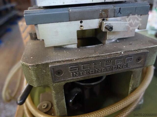 Pneumatische pers SCHÜCO II