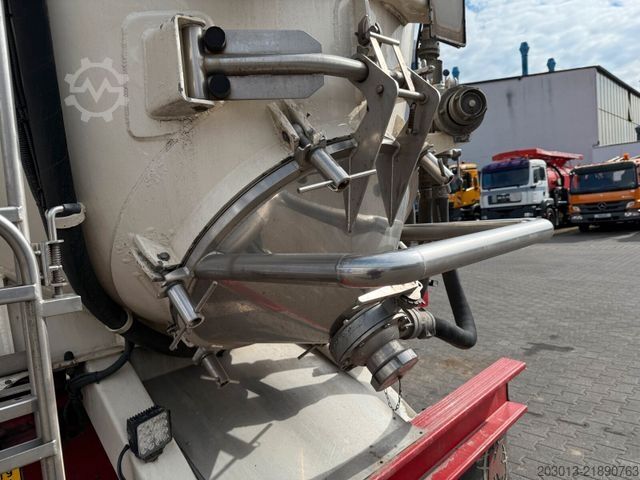 Ημιρυμουλκούμενο σιλο  O.ME.P.S. o ADR 3 Achs 60.000 Liter