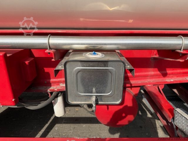 Ημιρυμουλκούμενο σιλο  O.ME.P.S. o ADR 3 Achs 60.000 Liter