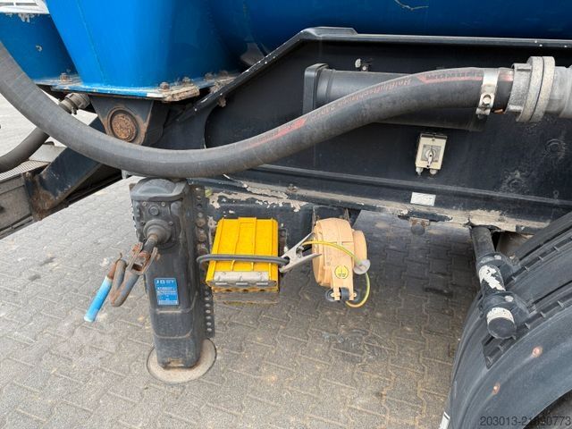 Ημιρυμουλκούμενο σιλο SPITZER SK 2760 Silo ADR 3 Achse 60.000 Liter