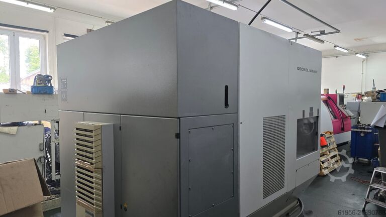 Universeel bewerkingscentrum Deckel Maho DMU 60T