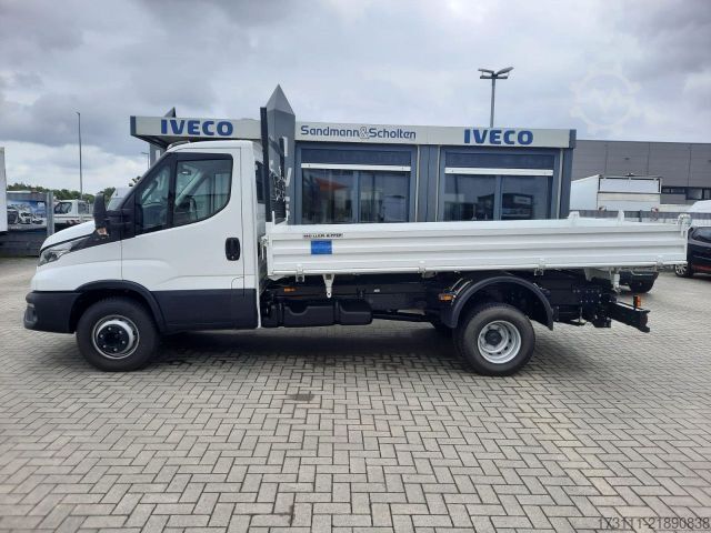 Tre-vejs tippevogn IVECO Daily 70C18H Meiller Kipper 4m / AHK / Klima