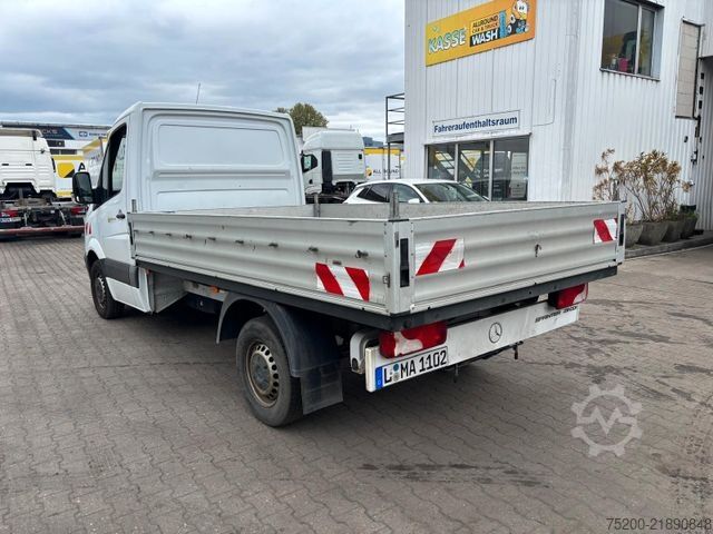 Pick-up bestelwagen MERCEDES-BENZ Sprinter 311 Pritsche / Plane