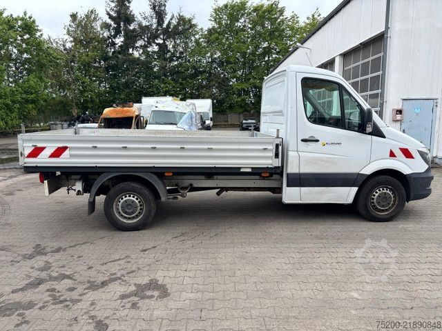 Pick-up bestelwagen MERCEDES-BENZ Sprinter 311 Pritsche / Plane