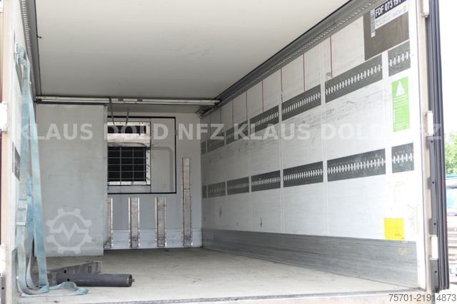Cserélhető felépítményes pótkocsi SCHMITZ CARGOBULL WKO BDF Wechselbrücke Kühlkoffer Carrier