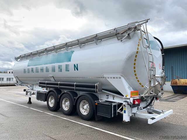 Aanhangwagens voor silo's FELDBINDER KIP 60.3 / 2.Stück 2016 / 3.Stück 2018