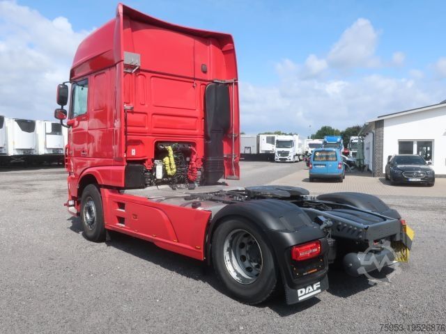 Standard dragbil DAF XF 530 FT SSC Leder LED Standklima Intarder