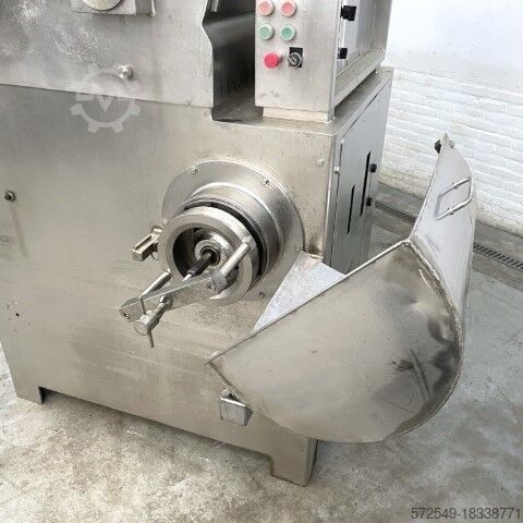 Menger Wolf VVS 180 2 meat grinder  Menger Wolf VVS 180 2