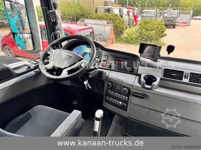 Grúa montada en camión MAN 26.480 TGX 6x2 Palfinger 23002 Fly-Jib  ca 21 m