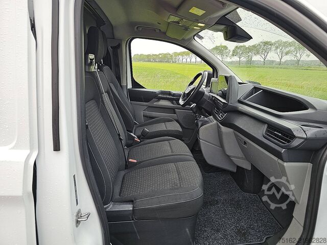 Kombi med högt tak FORD TRANSIT CUSTOM 2.0 L1H1 LED Navi